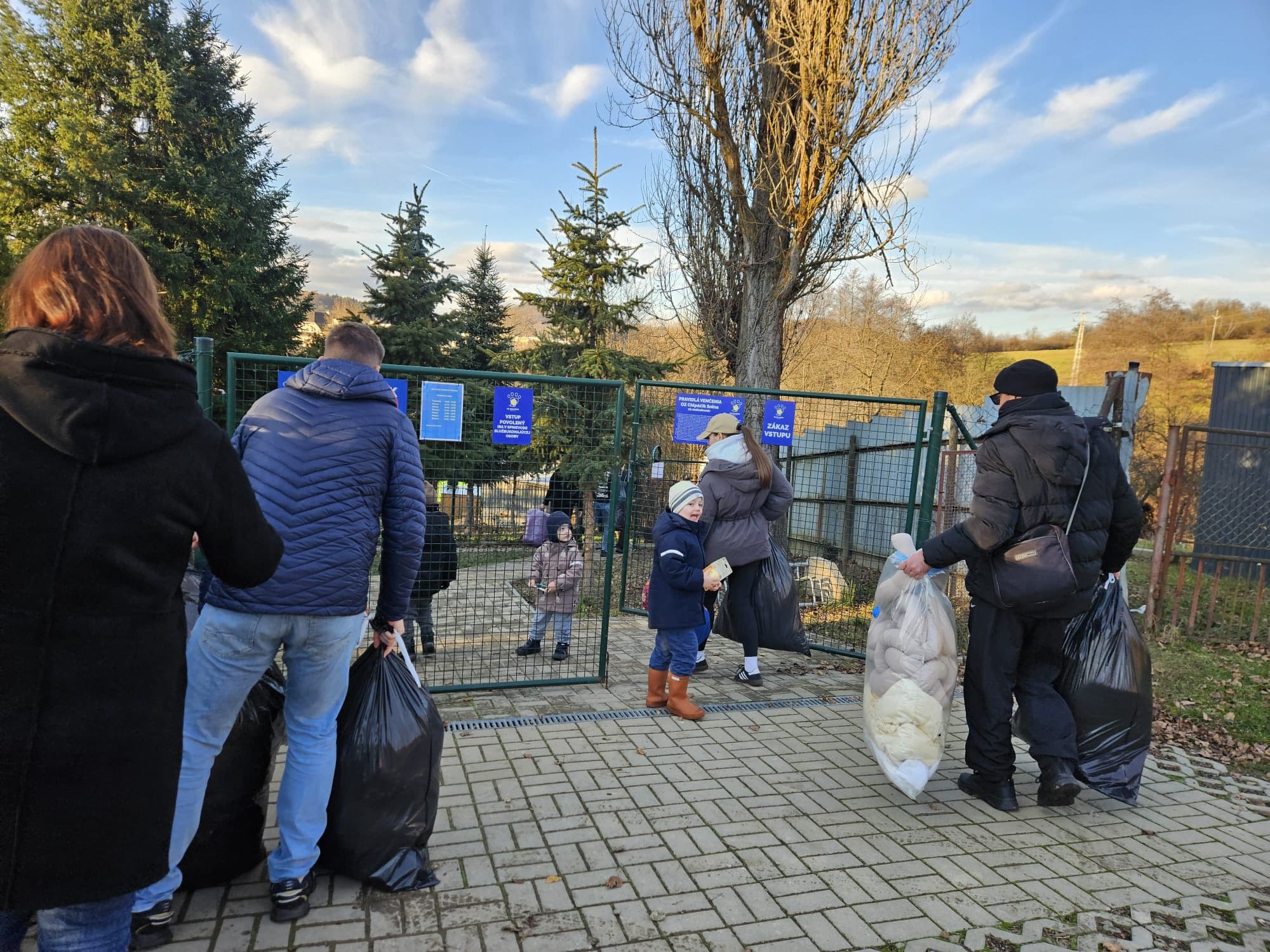 586290204_122198111474521271_4766518903676661447_n