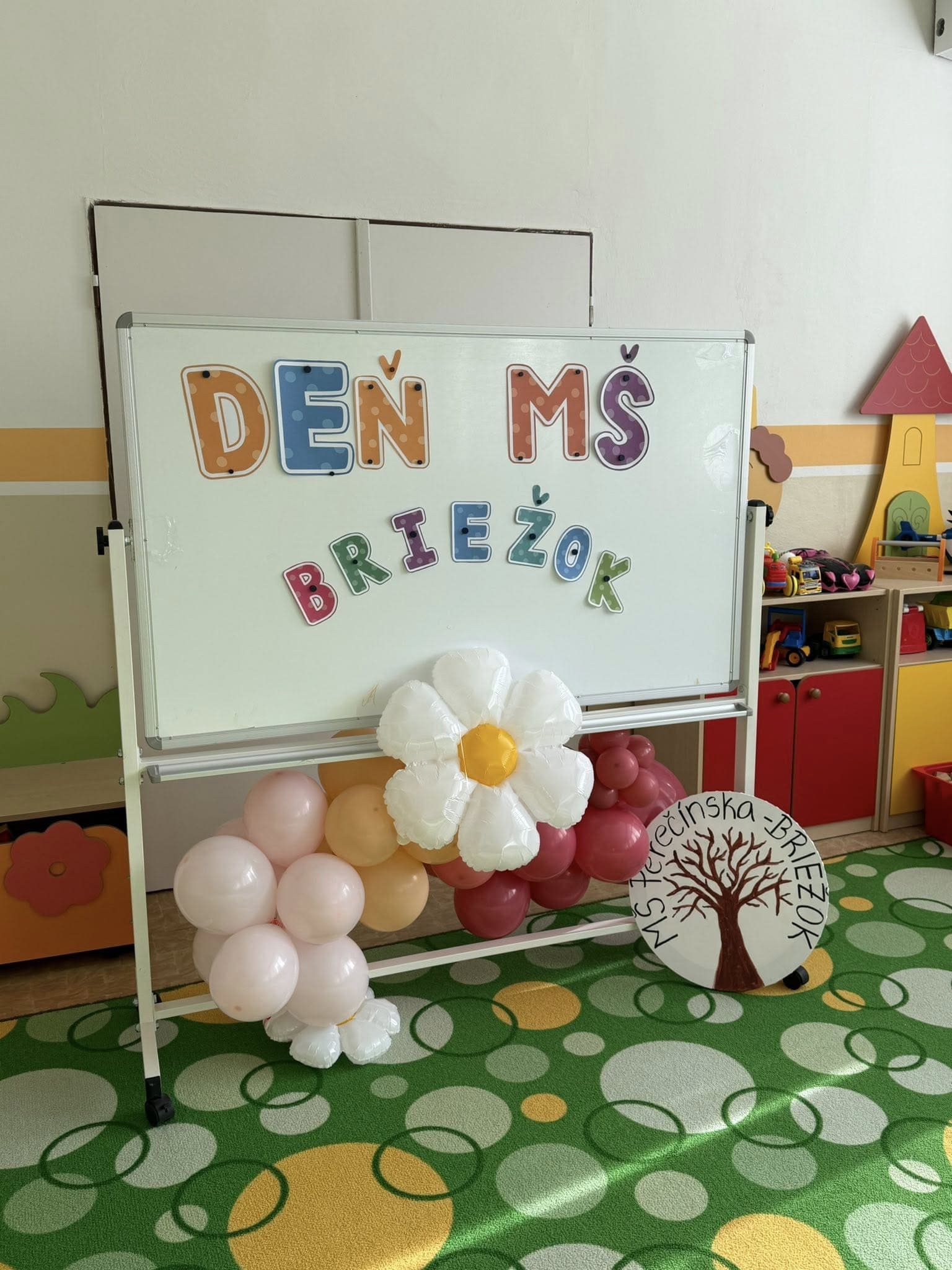 574901281_122195386070521271_6558699426392153748_n