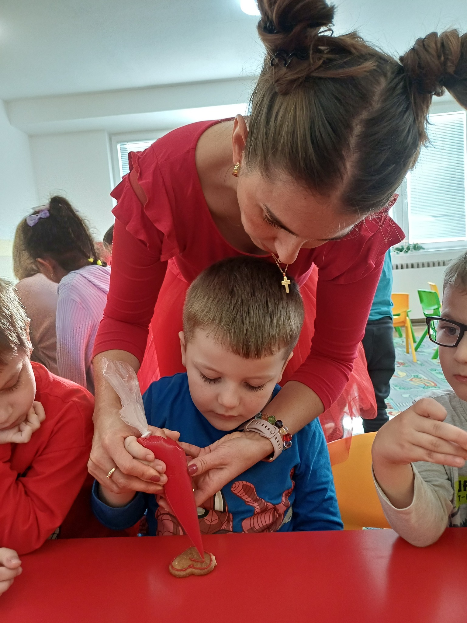 598877890_122202758354521271_4166032069183028498_n