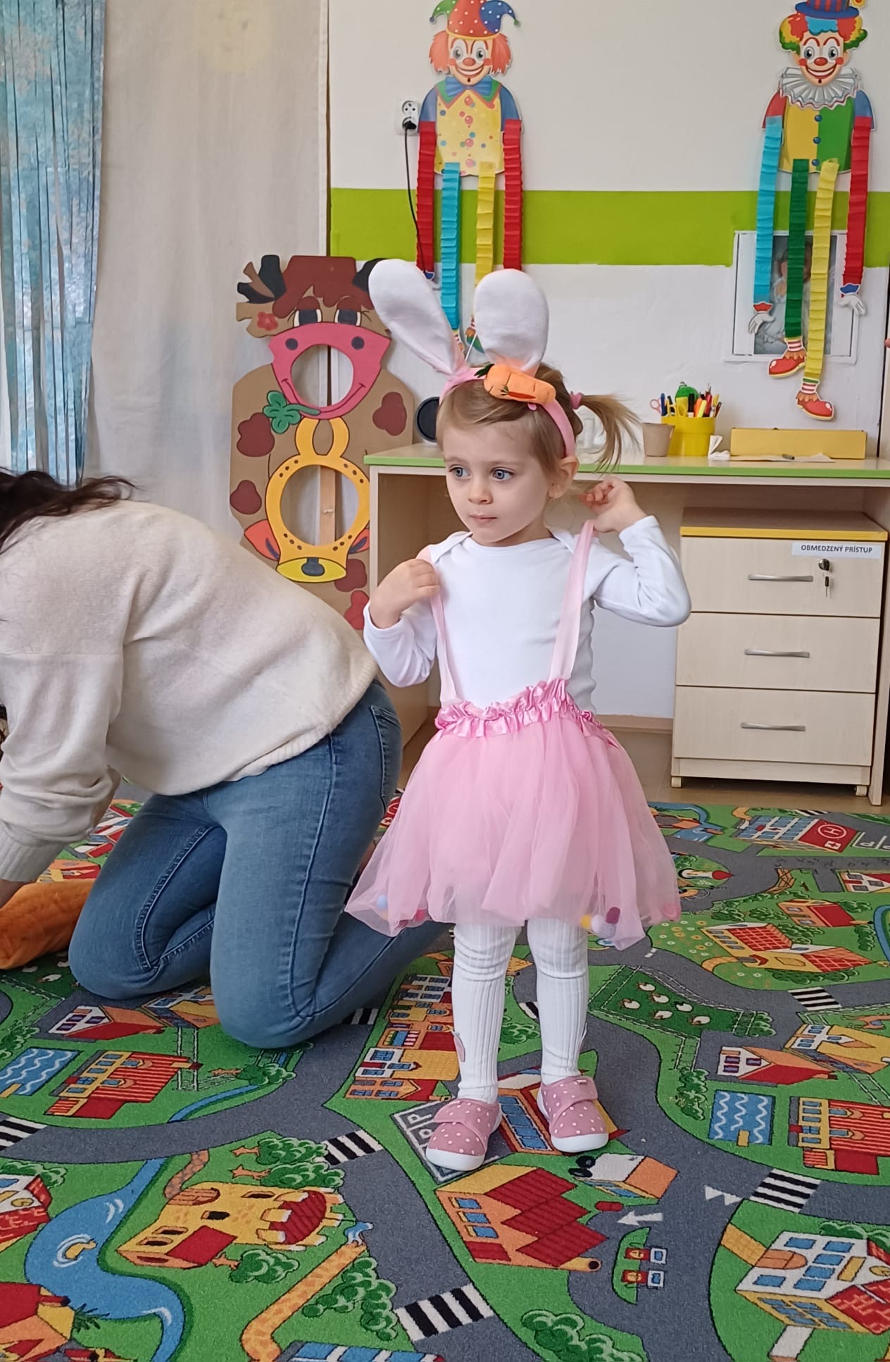 f86cda20-e7c8-4576-981e-91c3a9ba33d2