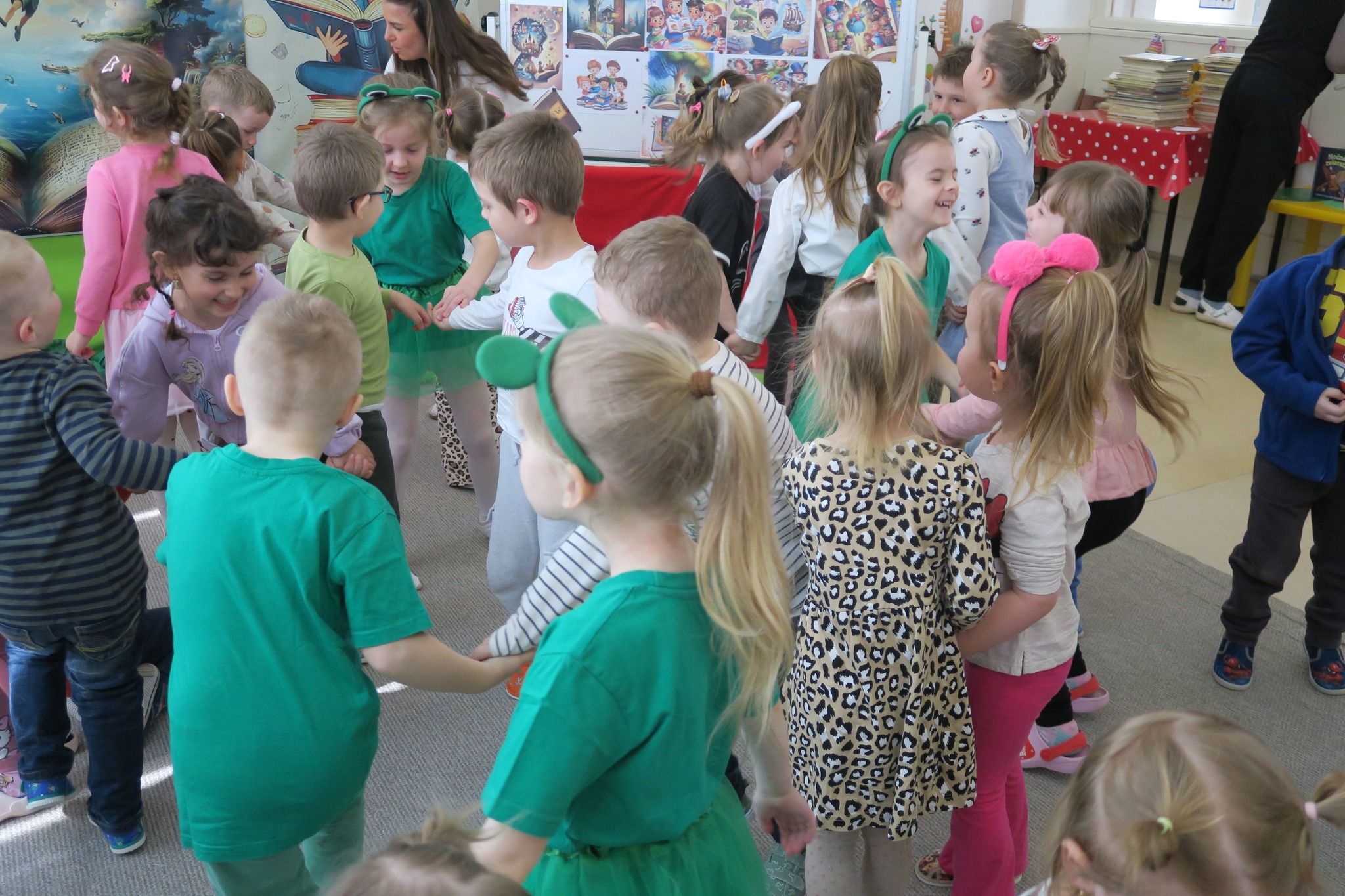 654234365_122222715386521271_6299218287706240385_n