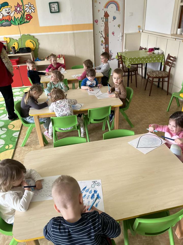 653516610_122223235322521271_1705737934160011147_n