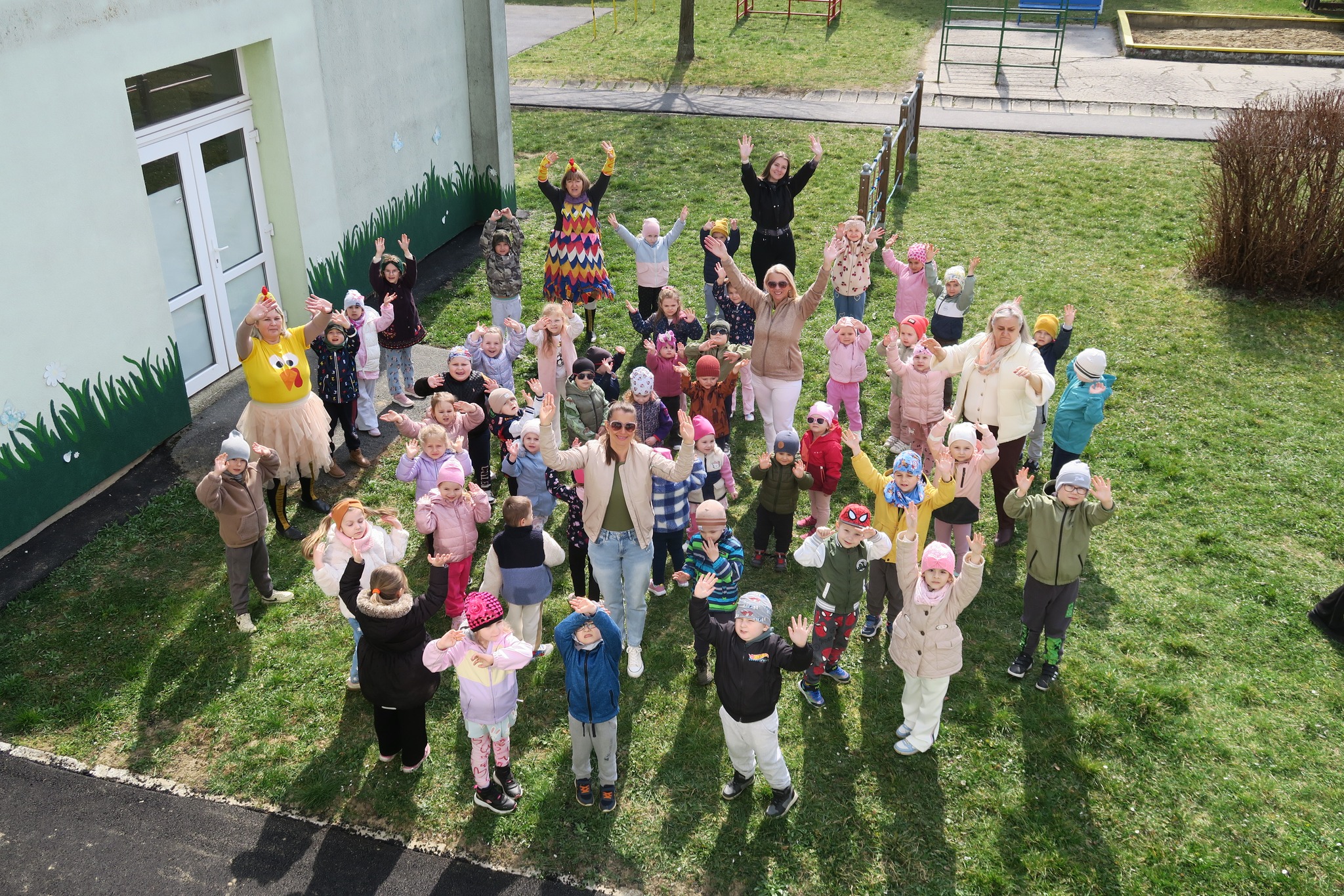 657349484_122224502240521271_4544172708030466065_n